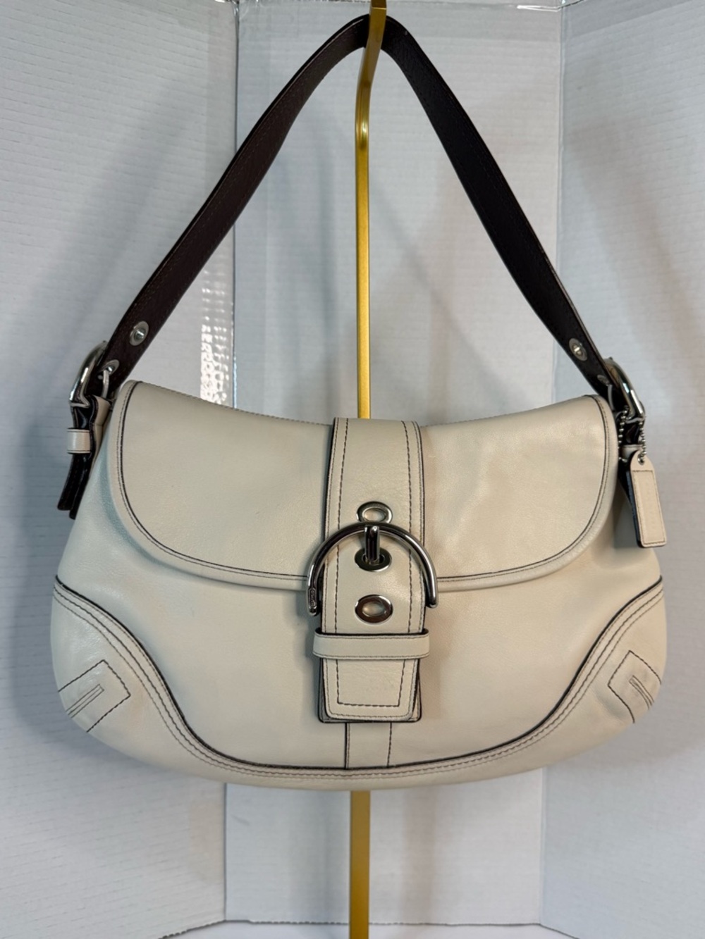 Vintage -2006- Coach SoHo Flap Buckle Shoulder Bag-Chalk-Silver Hardware-Medium